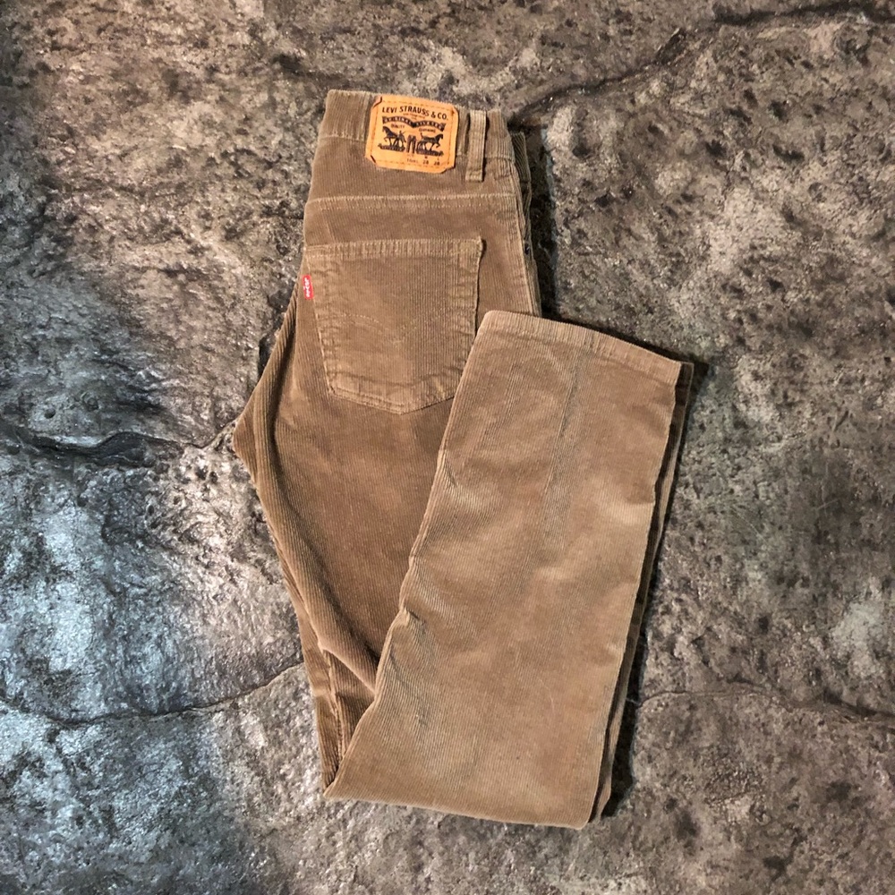 Levi’s corduroy size 16 reg w28 L28